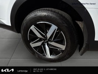 2023 Kia Sorento LX Plus Experience the Kia Sorento LX with only 79669 km on the odometer. Finished... (image 6)