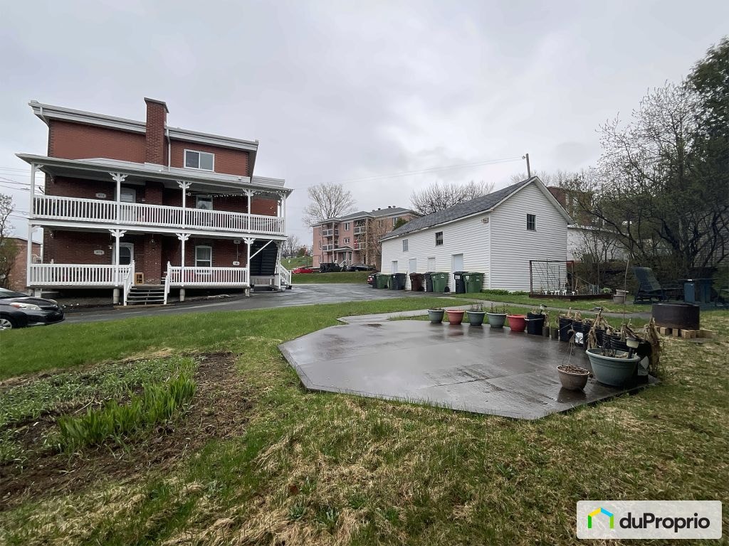 $696,000 - Quadruplex for sale in Sherbrooke (Fleurimont) — photo 2