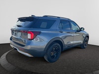 Check out this vehicle's pictures, features, options and specs, and let us know if you have any ques... (image 4)