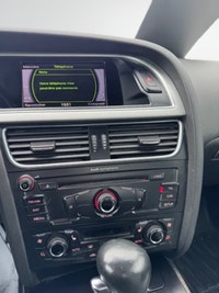 2011 Audi S5 Cabriolet, not eligible for certification program, comes with 2 sets of keys — a timele... (image 7)