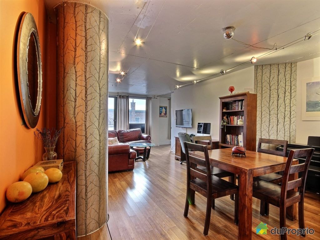 $599,000 - Condominium in Ville-Marie (downtown, old Mtl) — photo 1