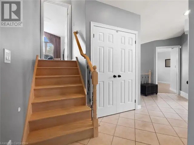 7721 PARKVIEW Crescent Niagara Falls, Ontario in Houses for Sale in St. Catharines - Image 17