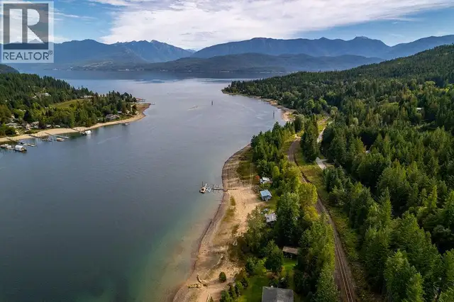8275 East Procter Road Procter, British Columbia in Land for Sale in Nelson - Image 30