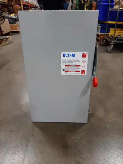 Eaton 1HD364 600V/200A fusible disconnect, brand new!