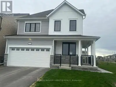 Welcome to this one-of-a-kind Mattamy Woodland Corner model with 5 bedrooms, 3.5 baths, and convenie...