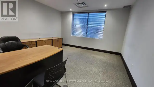 5-2 - 15 BROWNRIDGE ROAD Halton Hills (Rural Halton Hills), Onta in Commercial & Office Space for Rent in Oakville / Halton Region - Image 8