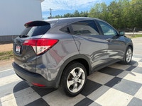 A practical compact SUV with flexible interior space, efficient performance, and easy maneuverabilit... (image 3)