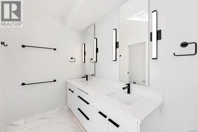 8394 Sa-Seen-Os Rd Youbou, British Columbia in Houses for Sale in Cowichan Valley / Duncan - Image 34