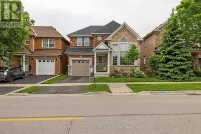 2490 VALLEYRIDGE DRIVE Oakville (BC Bronte Creek), Ontario