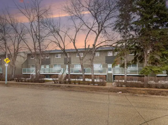 Cute n Cozy 2bdrm Condo in Crestview! Fully Remodelled!