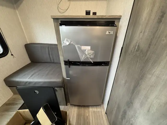 2026 ,Sun Lite,Sunset Park RV 13BD LTD in Travel Trailers & Campers in Kamloops - Image 15