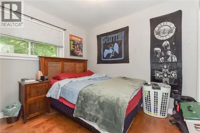 166 ELGIN Crescent Waterloo, Ontario in Long Term Rentals in Kitchener / Waterloo - Image 10