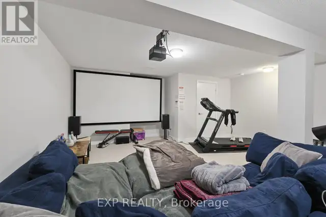 6323 PERTH STREET Ottawa, Ontario in Houses for Sale in Ottawa - Image 17