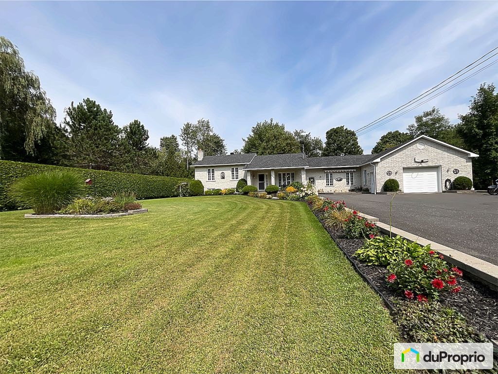 $750,000 - Bungalow for sale in Shefford — photo 2