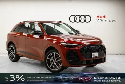 This Audi Q5 delivers a Intercooled Turbo Gas/Electric I-4 2.0 L/121 engine powering this Automatic...