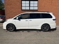 NO ACCIDENT HISTORY ON CARFAX A VALID SAFETY (CERTIFIED) IS INCLUDED IN THE SALE PRICE NO HIDDEN FEE... (image 2)