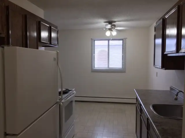 Two Bedroom Suite in Meadowgreen!$250.00 incentive, inquire now!63672036723969122