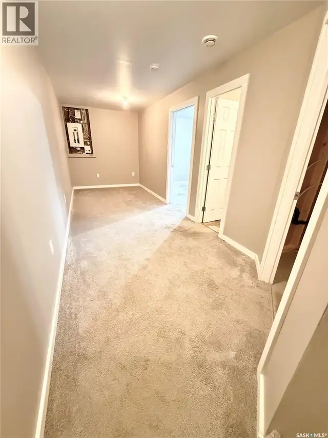 602 Barber CRESCENT Weyburn, Saskatchewan in Condos for Sale in Regina - Image 21