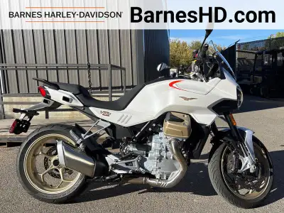 View Carfax Report *Easy Financing Available *Zero Down Available All Prices Do Not Include Taxes. F...