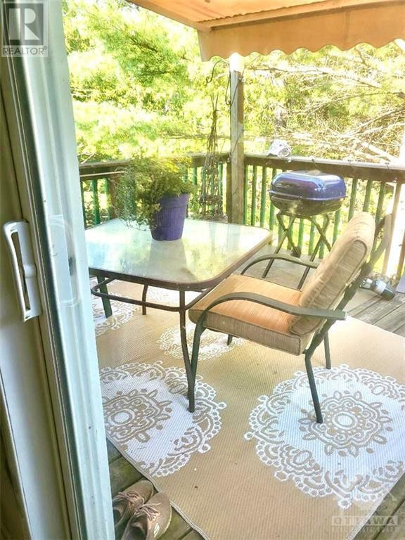 212 LANGSTAFF ROAD Lanark, Ontario in Houses for Sale in Kingston - Image 4