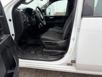 2020 Chevrolet Silverado 2500HD 4x4, 8 Ft. Box with power windows, power locks, power steering, auto... (image 9)