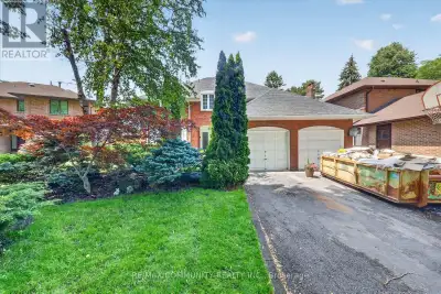 Furnished & Utility included Luxury Brand-New Legal Walk-Up Basement (Room for rent) - Female Tenant...