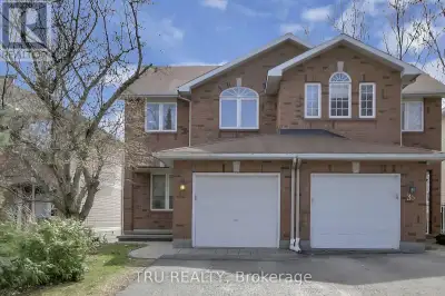 33 HIGHMONT COURT Ottawa, Ontario