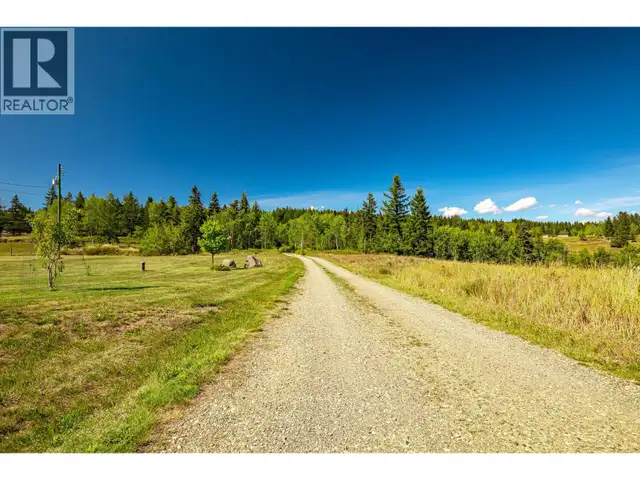 120 VALLEY ROAD Williams Lake, British Columbia in Houses for Sale in Williams Lake - Image 5
