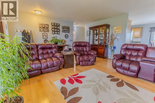 #4 Jewel Road Rural Stettler No. 6, County of, Alberta in Houses for Sale in Red Deer - Image 8