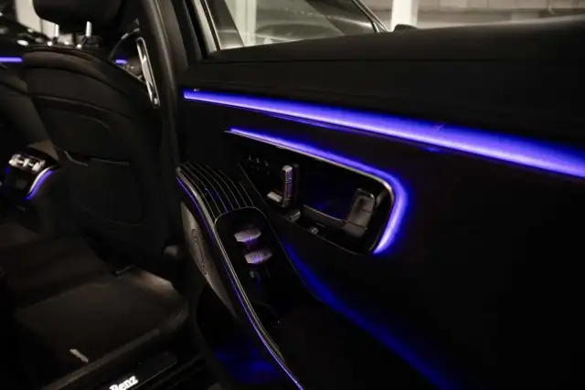 2025 Mercedes-Benz S-Class S 580 4MATIC Sedan in Cars & Trucks in Edmonton - Image 32