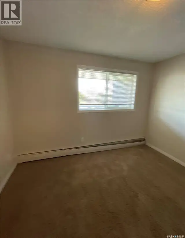 307 1808 Eaglesham AVENUE Weyburn, Saskatchewan in Condos for Sale in Regina - Image 4