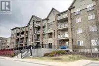 #408 -45 FERNDALE DR S Barrie, Ontario