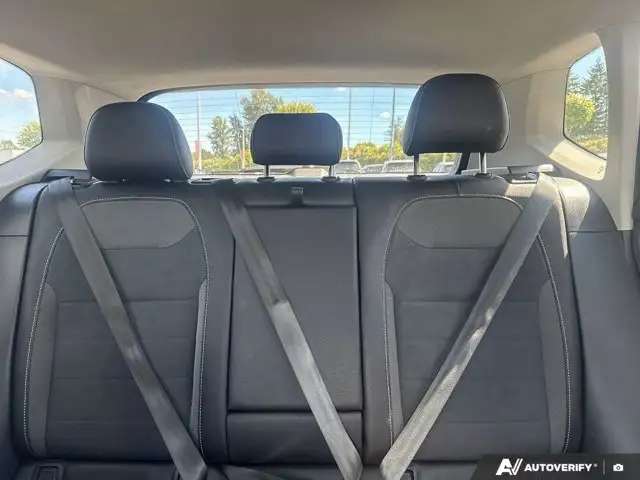 2024 Volkswagen Taos Comfortline | Digital Cockpit in Cars & Trucks in Abbotsford - Image 14