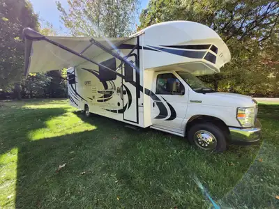 2020 ENTEGRA ODYSSEY Entegra Odyssey Classe C RV Modèle 31F bunk beds ! 1 extension full wall ! mode...