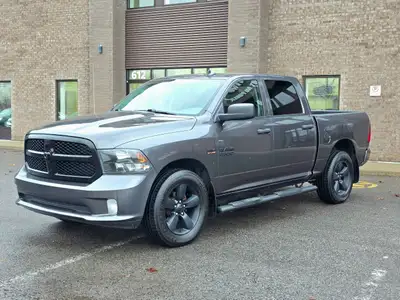 2020 Ram 1500 Classic Express Classic 5,7L Hemi, marche-pieds, roues de 20 pouces, caméra de recul,...