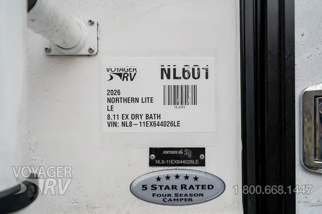 2027 Northern Lite 8.11 EX Dry Bath Limited Edition in Travel Trailers & Campers in Kelowna - Image 39
