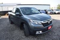 2017 HONDA RIDGELINE TOURING / RTL-E AWD CREW CAB Honda Reliability • Fully Loaded • BRAND NEW TIRES... (image 6)