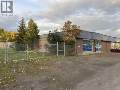 3,000 sq' lease space in Houston's industrial site. Zoned M-1 - Light Industrial. Space consists of...