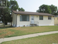 303 3rd AVENUE E Assiniboia, Saskatchewan