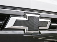 Engine: 5.3L ECOTEC3 V8 L/100Km City: 15.3 L/100Km Hwy: 12.6 Safety Equipment Daytime Running Lamps... (image 8)