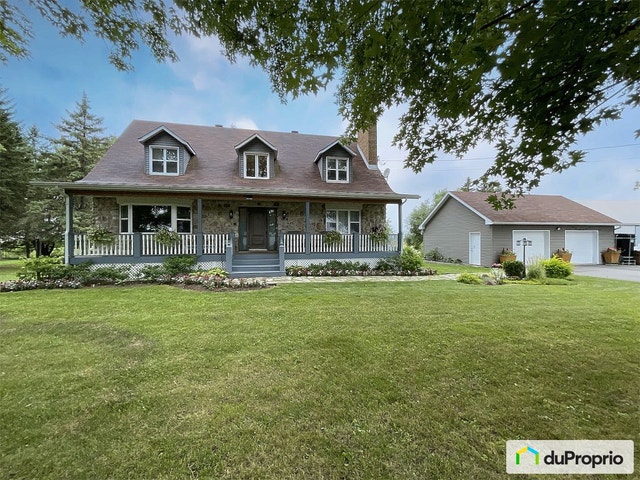 $1,100,000 - 2 Storey for sale in Verchères — photo 2