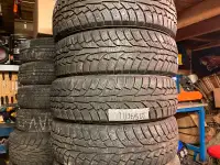 4x pneus hiver 225 70 16 comme neuf 2x 11/32 2x 10/32 450$