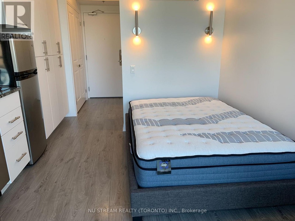 423 - 1900 SIMCOE STREET N Oshawa (Samac), Ontario 5