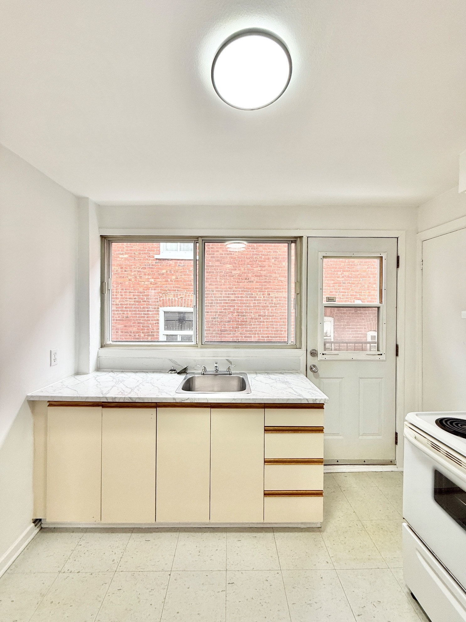 2305 Hochelaga — photo 3