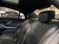 **MONTH-END SPECIAL!** - - > | NO LUXURY TAX | < - - FEATURING : AMG PACKAGE, 4MATIC AWD, 3D DRIVER... (image 9)