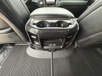 SPECIAL! This truck features a 6 month 10,000 KM Powertrain Warranty! With 186,136 km on the odomete... (image 7)