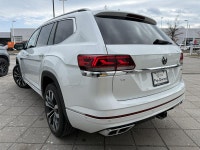 Humberview Volkswagen on the Queensway Get ready to experience the ultimate in luxury and performanc... (image 4)