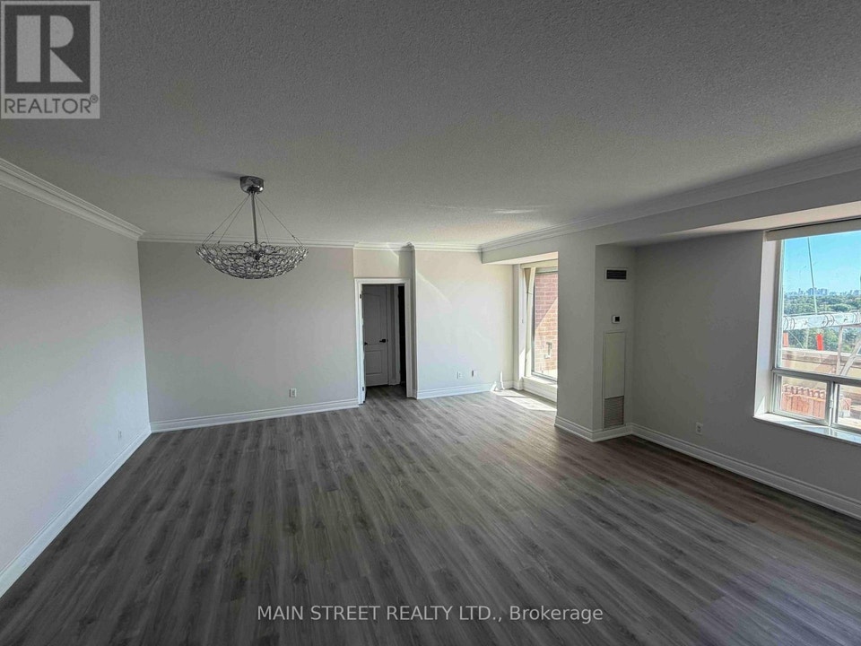 RG3 - 2 CLAIRTRELL ROAD Toronto (Willowdale East), Ontario 2