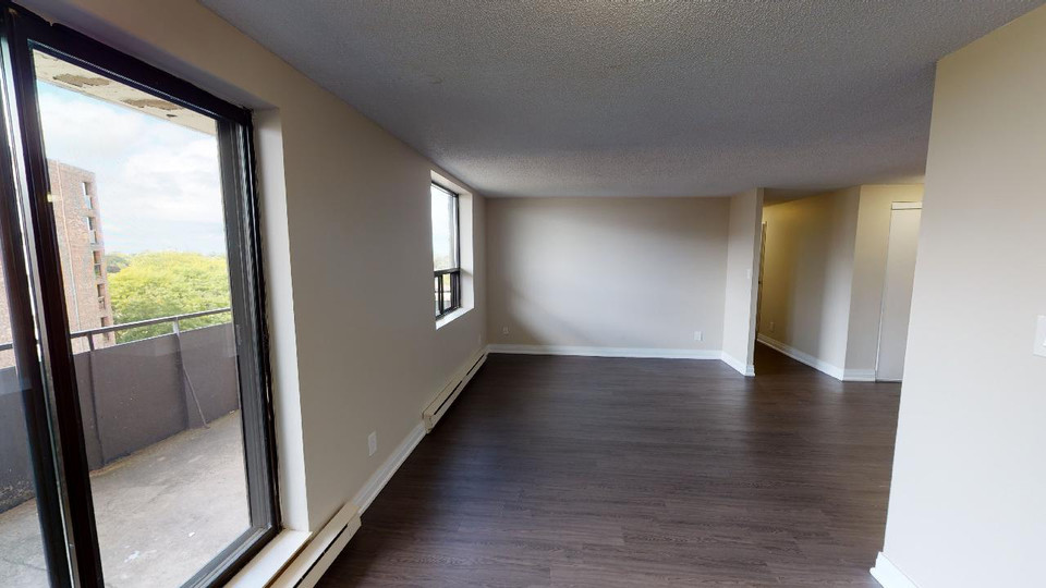 70 Roehampton - Apartment for Rent in St. Catharines in Long Term Rentals in St. Catharines