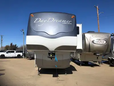 2007 Cedar Creek Cedar Creek Day Dreamer 37RLTS, View more